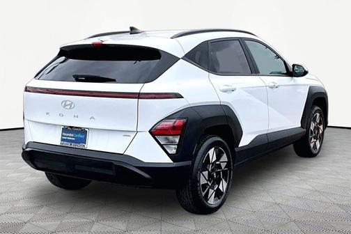 White 2024 Hyundai KONA SEL