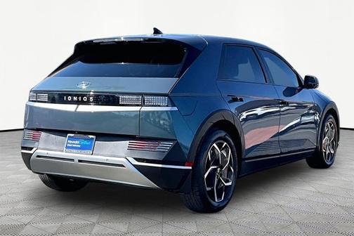 Green 2023 Hyundai IONIQ 5 SEL