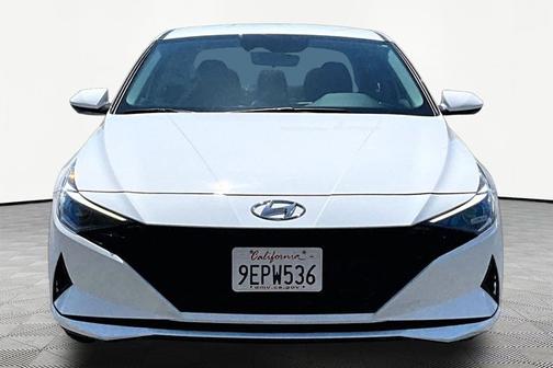 White 2023 Hyundai ELANTRA SEL