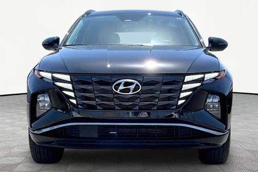 Black 2023 Hyundai TUCSON SEL