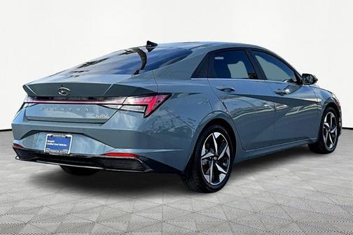 2022 Hyundai ELANTRA HEV Limited