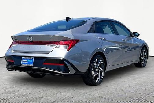 Gray 2025 Hyundai ELANTRA SEL Convenience