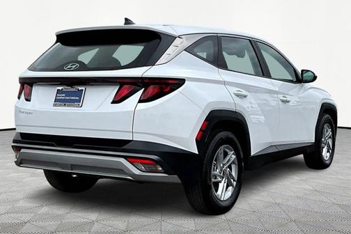 2025 Hyundai TUCSON SE