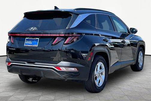 Black 2023 Hyundai TUCSON SEL