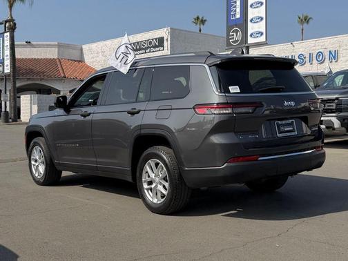 2021 Jeep Grand Cherokee L Laredo