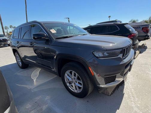 2021 Jeep Grand Cherokee L Laredo