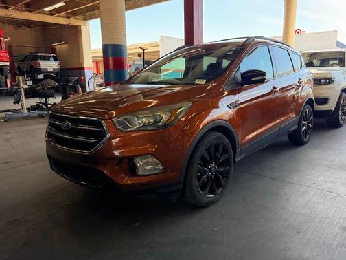 Canyon Ridge Metallic 2017 Ford Escape Titanium