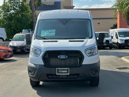 Oxford White 2026 Ford Transit-250 148 WB Medium Roof Cargo