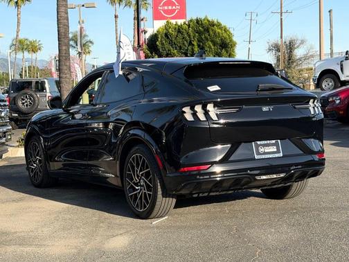 2022 Ford Mustang Mach-E GT