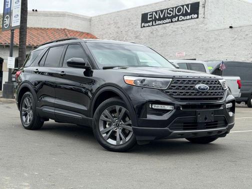 Black Metallic 2023 Ford Explorer XLT