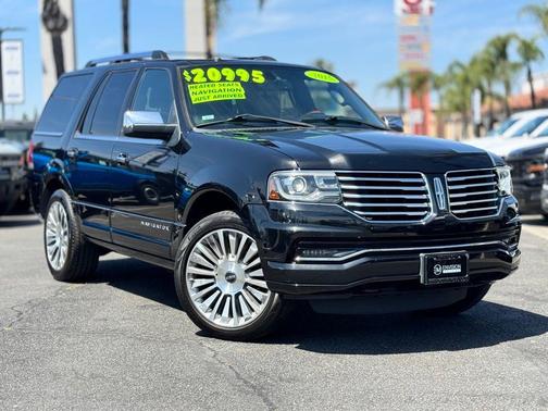 2015 Lincoln Navigator Base
