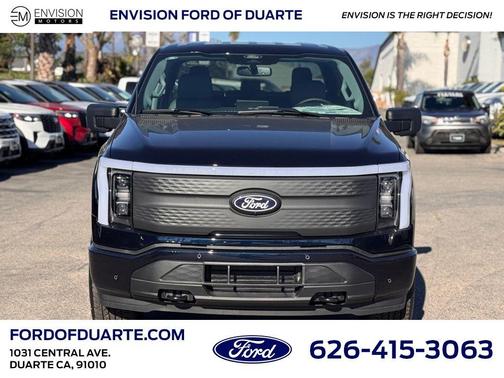 2025 Ford F-150 Lightning Flash