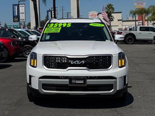 White Pearl 2024 Kia Telluride EX