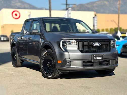 Gray Metallic 2026 Ford Maverick Lobo High