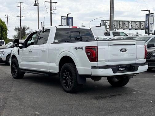 Oxford White 2024 Ford F-150 Lariat