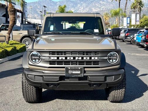 2026 Ford Bronco Base