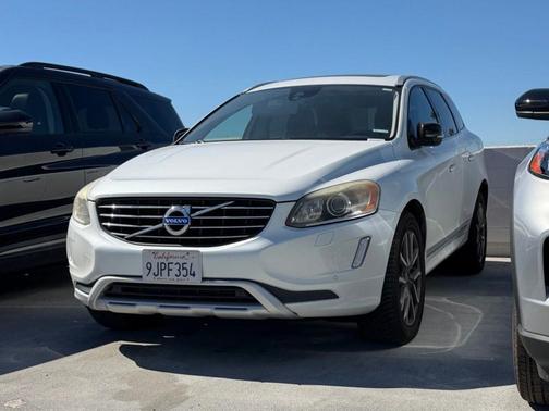 2017 Volvo XC60 T6 Dynamic