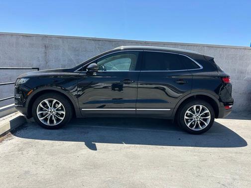 2019 Lincoln MKC Select