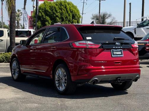 Rapid Red Metallic Tinted Clearcoat 2022 Ford Edge Titanium