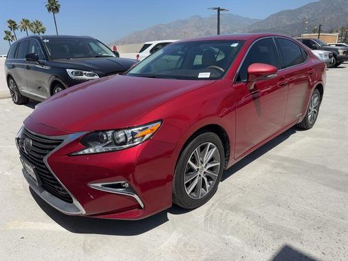 2017 Lexus ES 300h Base