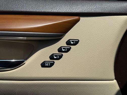 2017 Lexus ES 300h Base