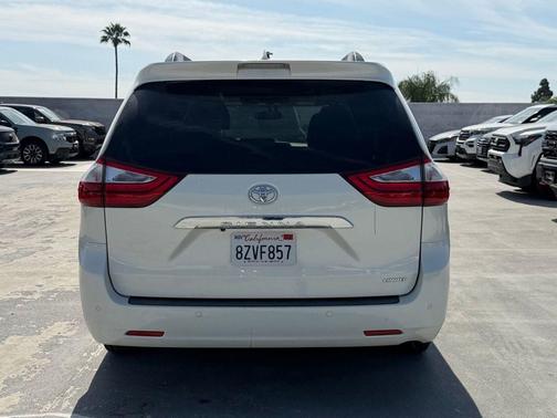 2017 Toyota Sienna Limited
