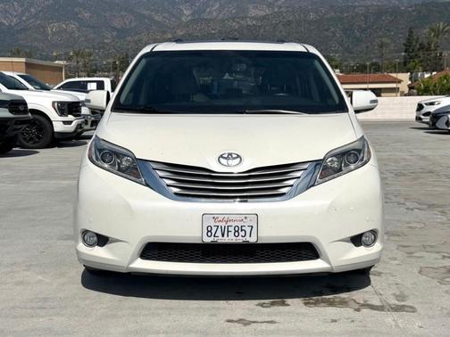 2017 Toyota Sienna Limited