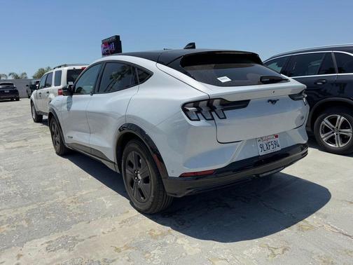 2023 Ford Mustang Mach-E California Route 1