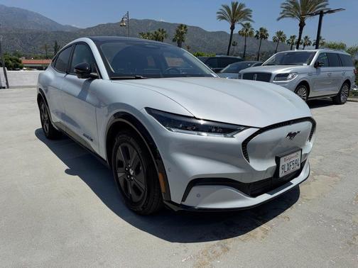 2023 Ford Mustang Mach-E California Route 1
