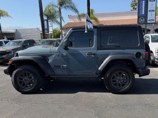 Anvil Clearcoat 2024 Jeep Wrangler Sport
