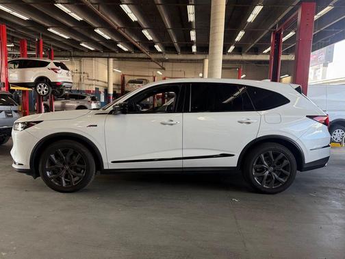 Platinum White Pearl 2022 Acura MDX A-Spec