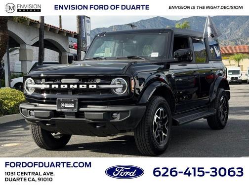 2026 Ford Bronco Outer Banks