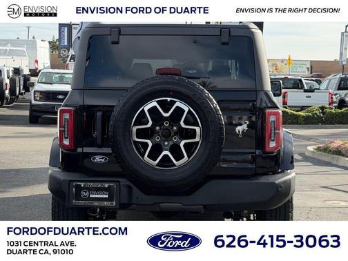 2026 Ford Bronco Outer Banks