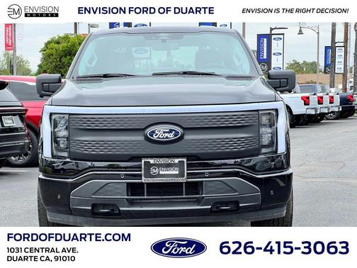 2025 Ford F-150 Lightning Flash