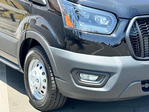 2024 Ford Transit-350 148 WB Medium Roof Cargo