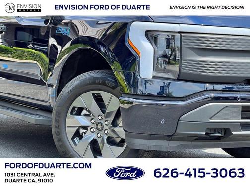 2025 Ford F-150 Lightning Flash