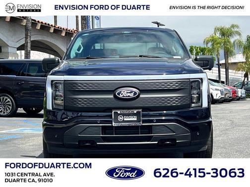 2025 Ford F-150 Lightning Flash