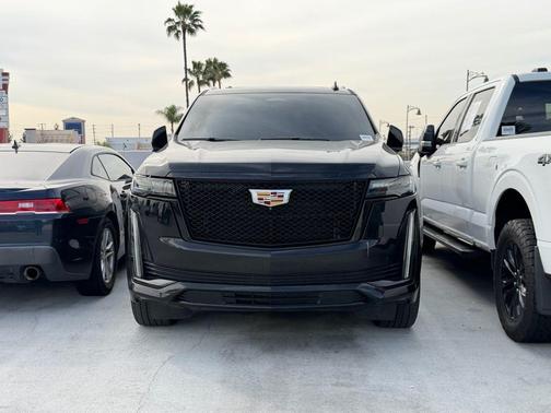 2022 Cadillac Escalade ESV Sport