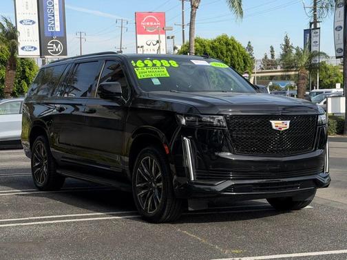 2022 Cadillac Escalade ESV Sport