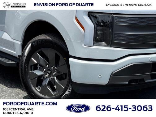 2025 Ford F-150 Lightning LARIAT