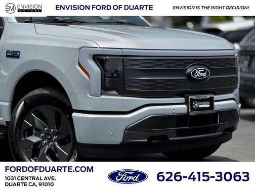 2025 Ford F-150 Lightning LARIAT