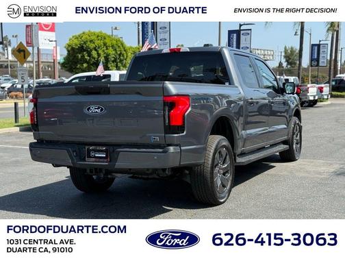 2025 Ford F-150 Lightning Flash