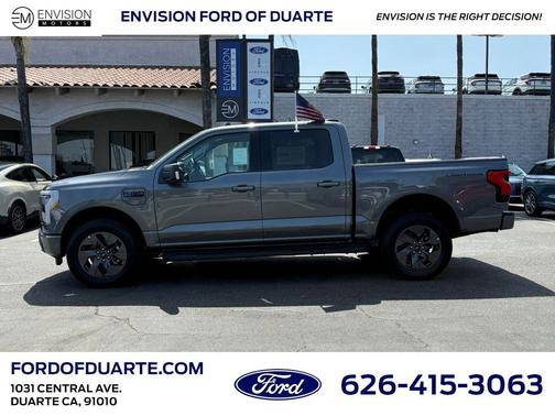 2025 Ford F-150 Lightning Flash