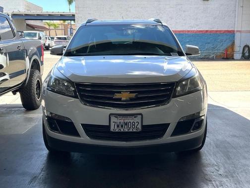2017 Chevrolet Traverse 2LT