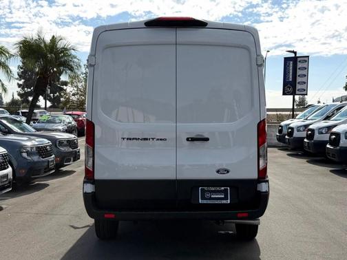Oxford White 2026 Ford Transit-250 Base