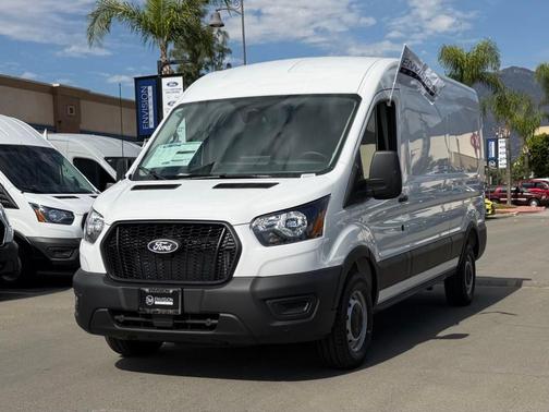 Oxford White 2026 Ford Transit-250 Base