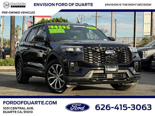 2025 Ford Explorer ST-Line