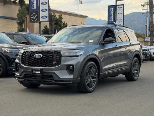 Carbonized Gray Metallic 2026 Ford Explorer ST