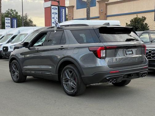 Carbonized Gray Metallic 2026 Ford Explorer ST