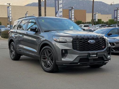 Carbonized Gray Metallic 2026 Ford Explorer ST